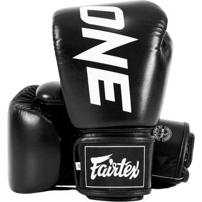 OEM Guantes De Boxeo Fairtex One X Negros De 10 Oz. OEM Guantes De Boxeo Fairtex One X Negros De 10 Oz.