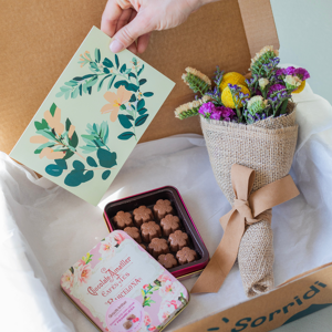 Flores a Domicilio - Pack Mini Ramo con Chocolate y Dedicatoria - COLVIN