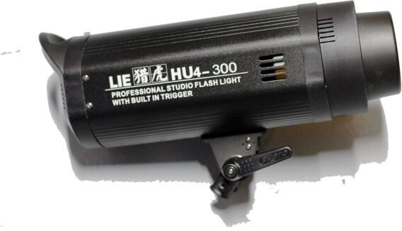 Triopo Flash De Estudio Llh-300 Triopo Flash De Estudio Llh-300