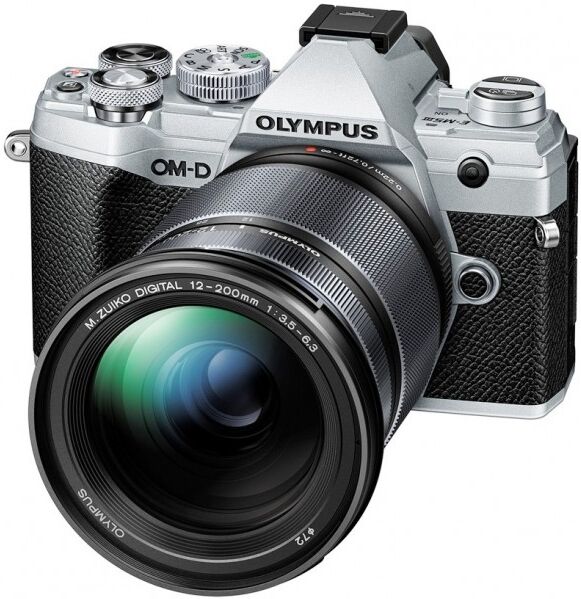 Olympus Om-d E-m5 Mark Iii + 12-200mm F / 3.5-6.3 - Plata Olympus Om-d E-m5 Mark Iii + 12-200mm F / 3.5-6.3 - Plata