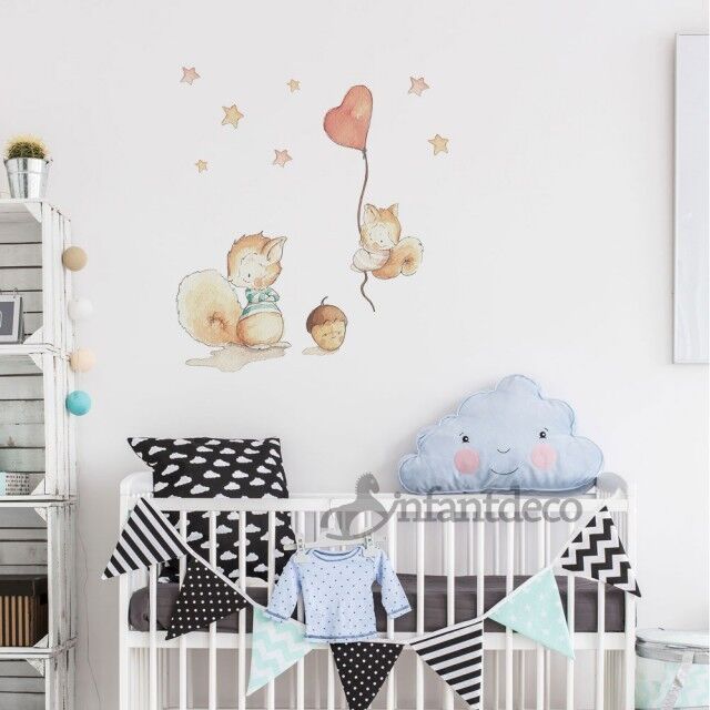 Vinilo infantil 'Ardillas y bellota' Vinilo infantil 'Ardillas y bellota'