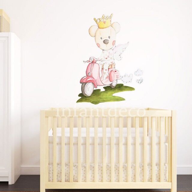 Vinilo infantil 'Cloe Vespa' Vinilo infantil 'Cloe Vespa'