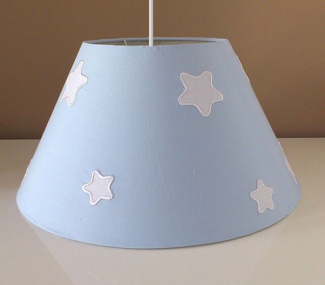 Lámpara infantil de techo Azul con estrellas blancas Lámpara infantil de techo Azul con estrellas blancas