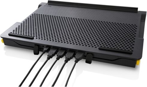 Targus Soporte Cooler TARGUS AWE81 (Portátiles - 17'' - Negro) Targus Soporte Cooler TARGUS AWE81 (Portátiles - 17'' - Negro)