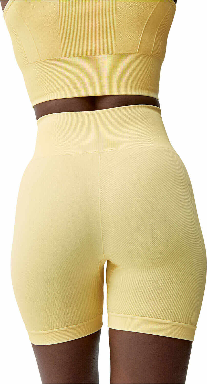 Born Living Yoga urdhva pantalones yoga Amarillo (M)