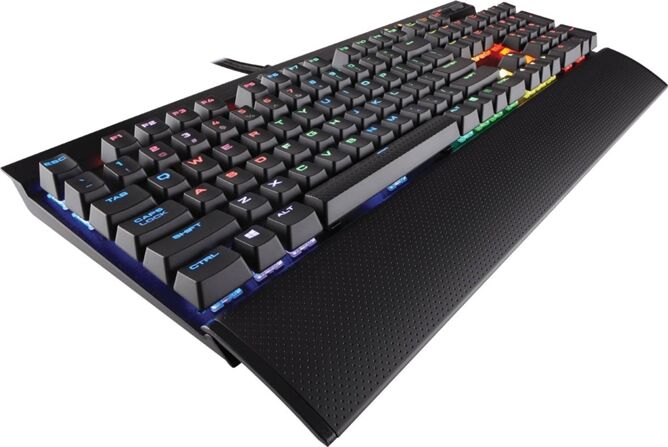 Corsair Teclado Gaming CORSAIR K70 Lux RGB (Mecánico - Idioma Español - Iluminado) Corsair Teclado Gaming CORSAIR K70 Lux RGB (Mecánico - Idioma Español - Iluminado)