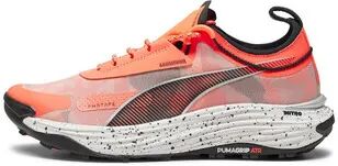 Puma VOYAGE NITRO 3 - Zapatillas de trail hombre neon sun/puma black