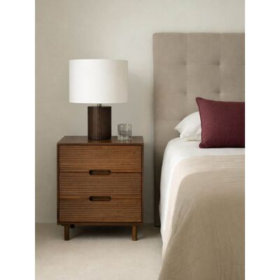Moena mesita de noche de madera maciza 3 cajones - Kenay Home Moena mesita de noche de madera maciza 3 cajones - Kenay Home