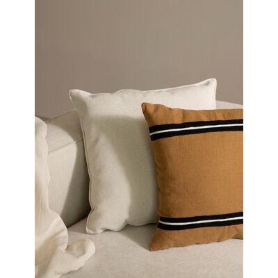 Skay cojín ocre - Kenay Home Ocre Skay cojín ocre - Kenay Home Ocre