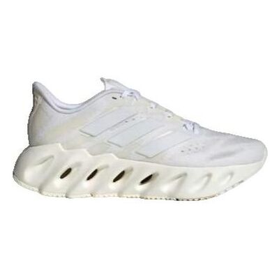 Zapatillas adidas Switch FWD Blancas - Deporte y Comodidad Zapatillas adidas Switch FWD Blancas - Deporte y Comodidad