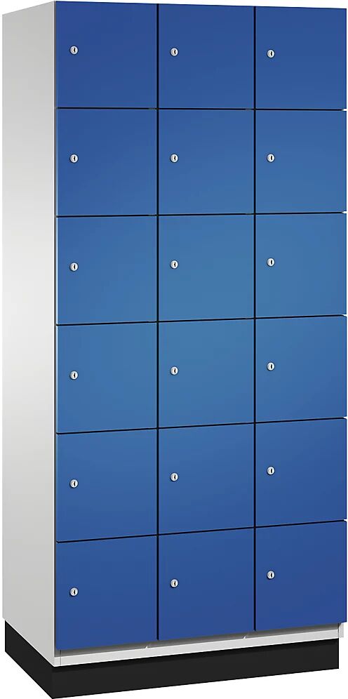 C+P Armario de compartimentos bajo llave CAMBIO con puertas de chapa de acero, 18 compartimentos de 900 mm de anchura, cuerpo gris luminoso / puerta azul genciana