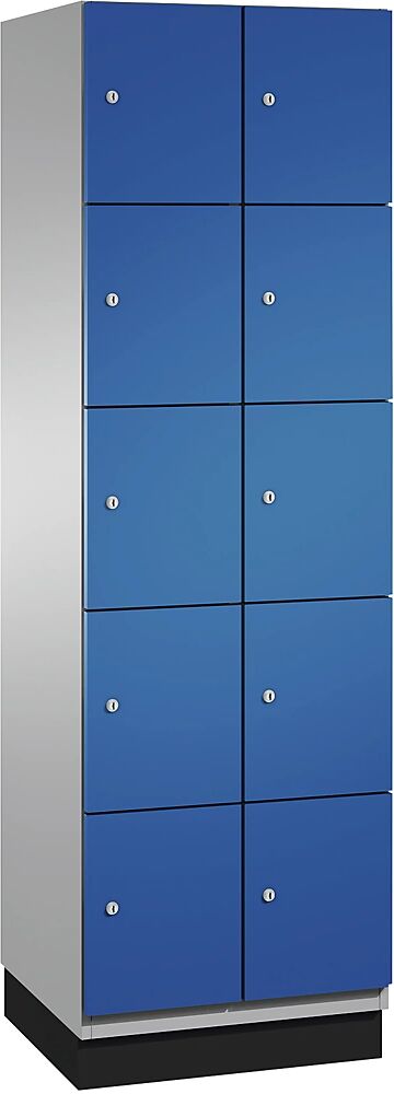 C+P Armario de compartimentos bajo llave CAMBIO con puertas de chapa de acero, 10 compartimentos de 600 mm de anchura, cuerpo aluminio blanco / puerta azul genciana