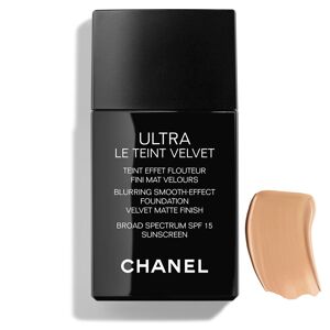 Chanel Ultra Le Teint Base de maquillaje aterciopelada de acabado mate SPF15 30mL 40 Beige