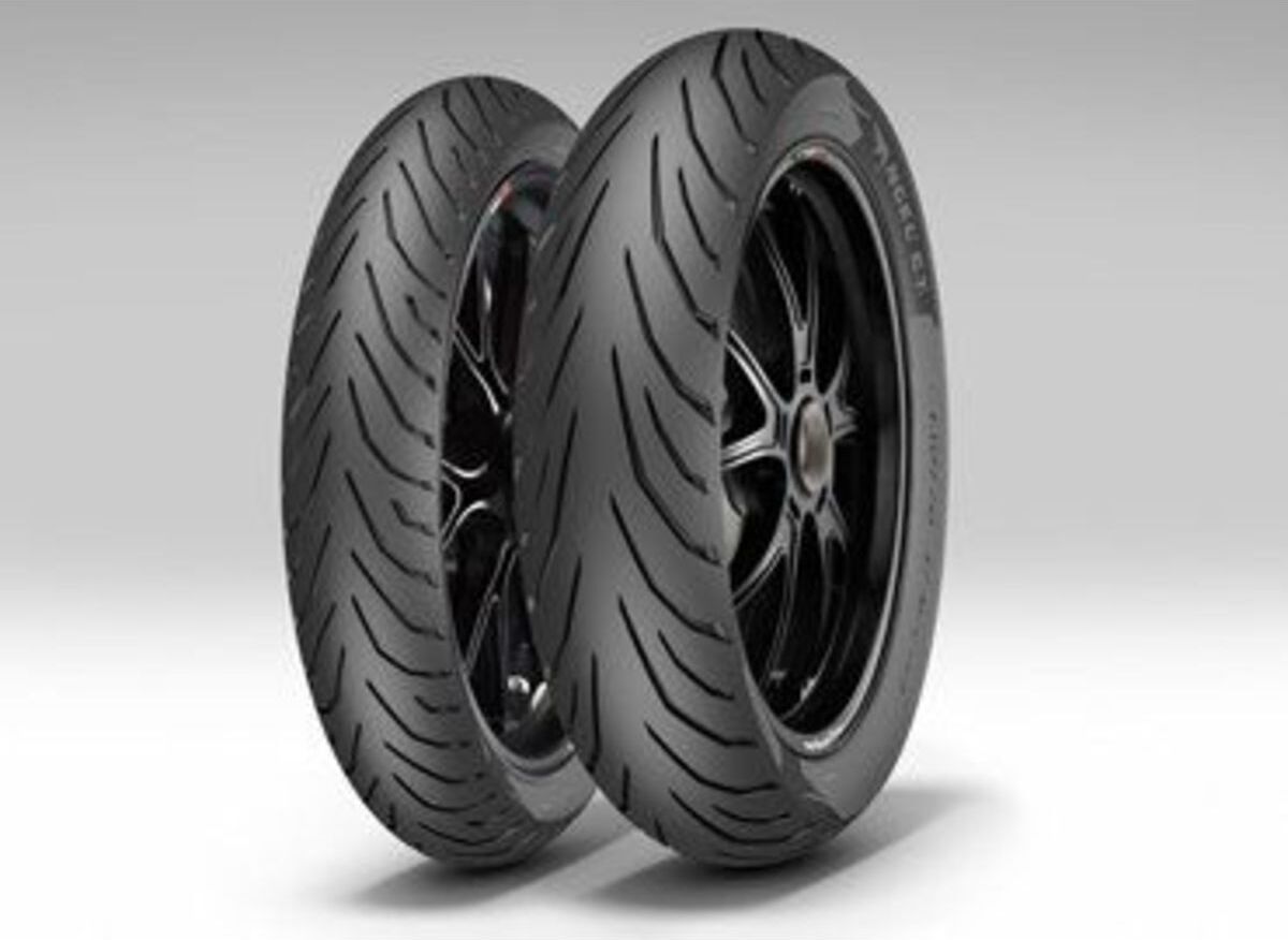 Neumático de carretera PIRELLI ANGEL CITY 80/90-15 TL 51S