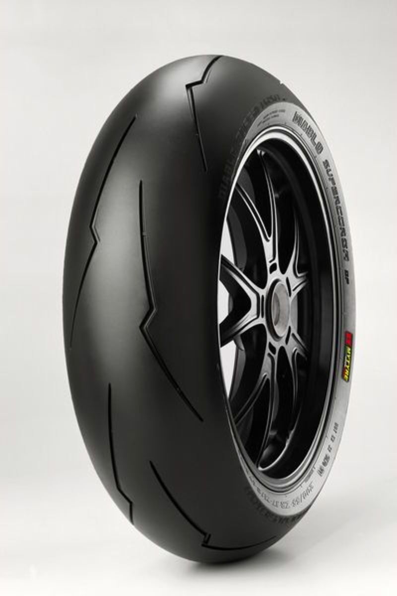 Neumático de competición PIRELLI DIABLO SUPERCORSA V2 A SC1 140/70ZR17 TL 66W