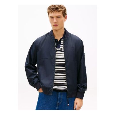 para hombre. MW0MW42503 Chaqueta Bomber Other marino (L), Casual, Poliéster Reciclado, Sostenible, Tommy Hilfiger outlet 2026 para hombre. MW0MW42503 Chaqueta Bomber Other marino (L), Casual, Poliéster Reciclado, Sostenible, Tommy Hilfiger outlet 2026