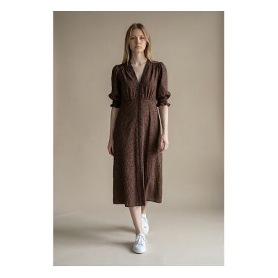 Twinset para mujer. 261TF2111 Vestido bordado marrón (44), Casual, Algodón, Manga corta, Twinset outlet 2026. Twinset para mujer. 261TF2111 Vestido bordado marrón (44), Casual, Algodón, Manga corta, Twinset outlet 2026.