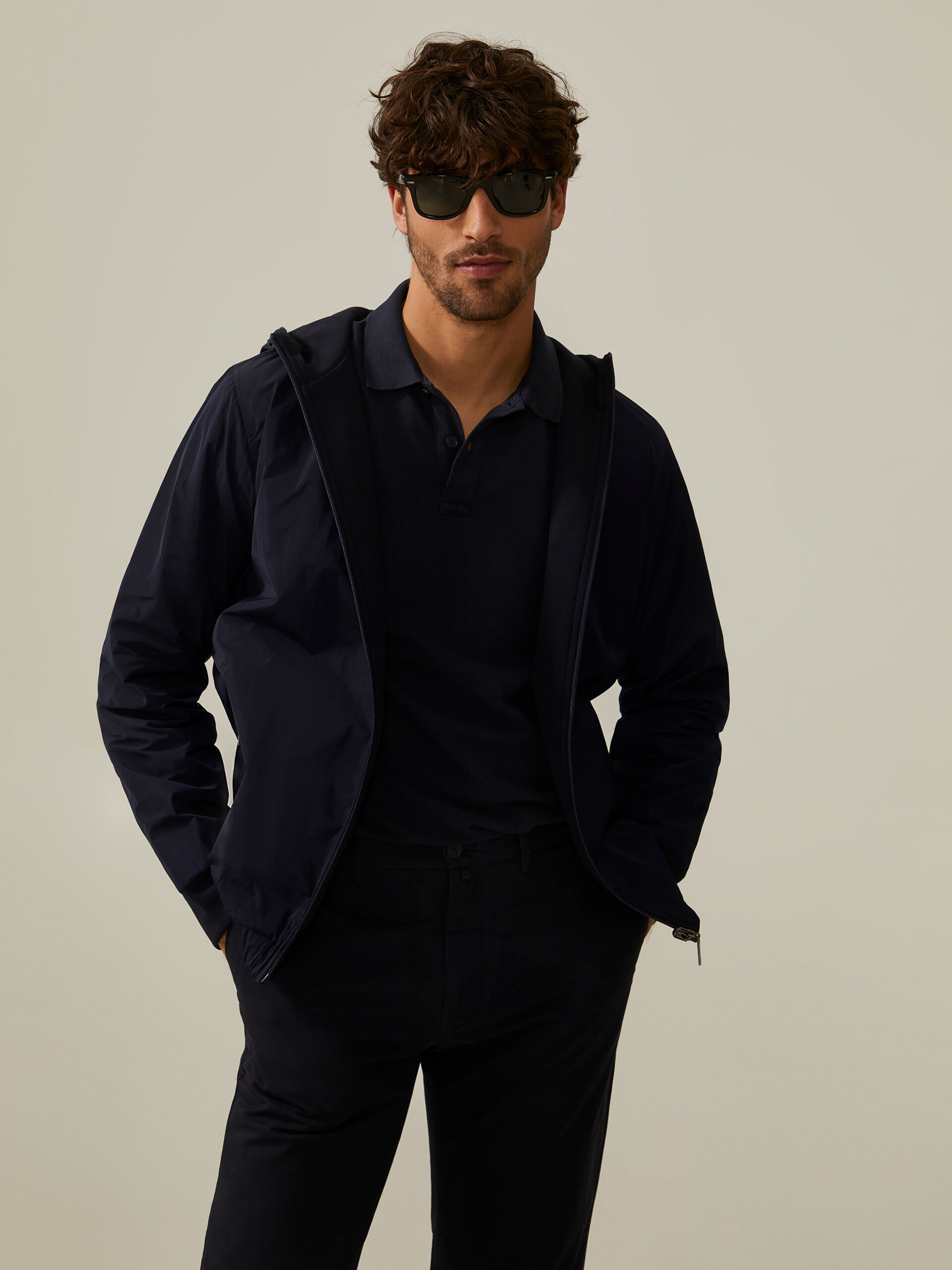 Decenio Chaqueta reversible con capucha Navy