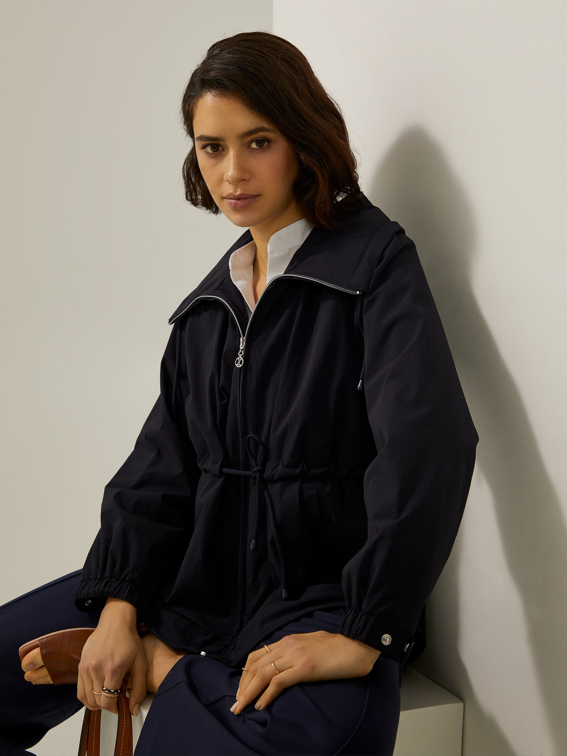 Decenio Parka con cuello alto Navy