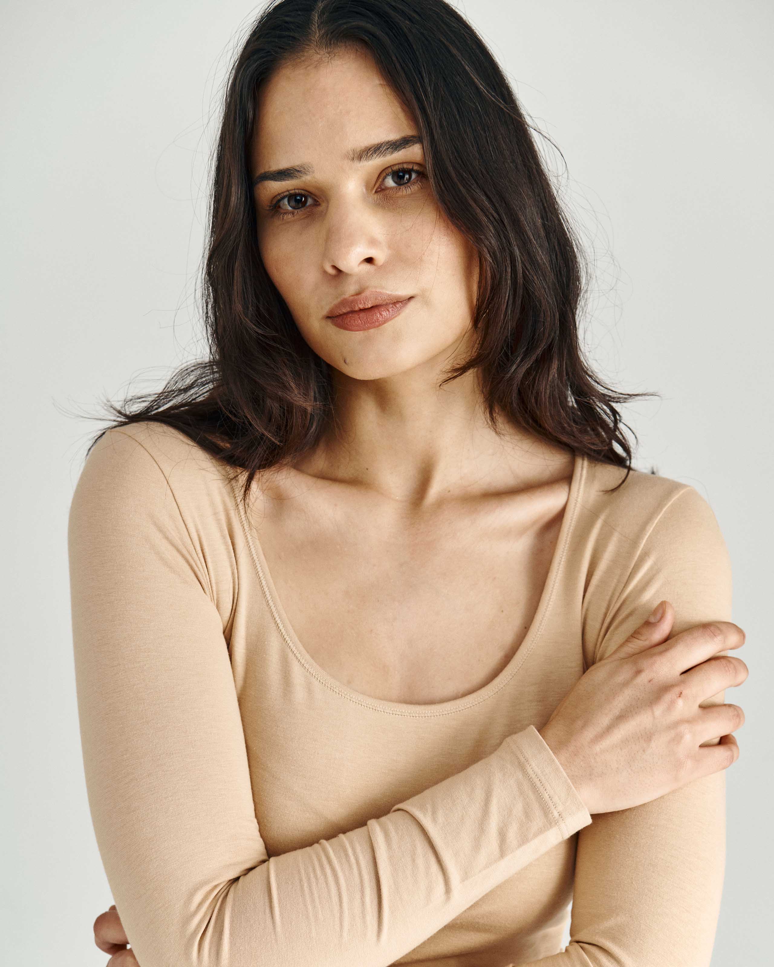 IMPETUS Camiseta de mujer cuello en pico Thermo Beige (L)