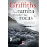 Una tumba entre las rocas