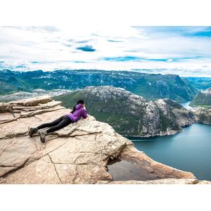SmartBox Aventura en Noruega: 2 noches con desayuno y escapada a Stavanger y Preikestolen