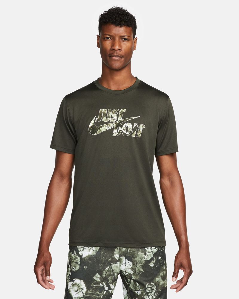 Camiseta de training Nike Graphic Verde Hombre - DR7549-355