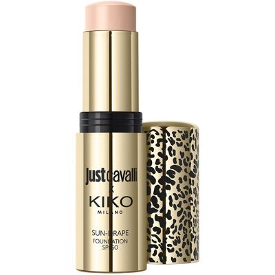 Kiko Milano Base de maquillaje en stick SPF 50 Just Cavalli X Sun-Drape Stick Foundation Spf50. 04 Almond Drift Kiko Milano Base de maquillaje en stick SPF 50 Just Cavalli X Sun-Drape Stick Foundation Spf50. 04 Almond Drift