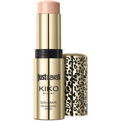 Kiko Milano Base de maquillaje en stick SPF 50 Just Cavalli X Sun-Drape Stick Foundation Spf50. 05 Pecan Veil Kiko Milano Base de maquillaje en stick SPF 50 Just Cavalli X Sun-Drape Stick Foundation Spf50. 05 Pecan Veil