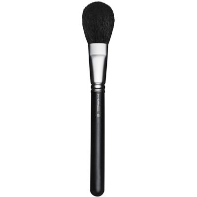 Brocha grande de polvo MAC Cosmetics 150S - Para rostro y cuerpo Brocha grande de polvo MAC Cosmetics 150S - Para rostro y cuerpo