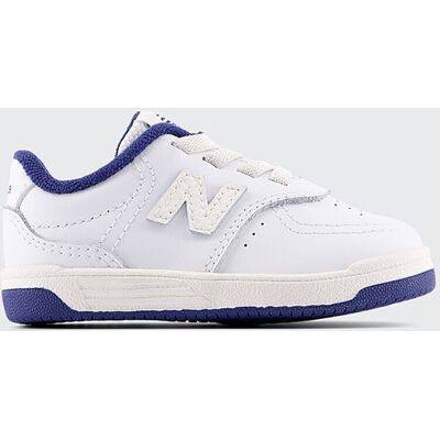 New Balance Zapatilla Casual de Niños B80 Bungee . (21) Blanco / Azul marino New Balance Zapatilla Casual de Niños B80 Bungee . (21) Blanco / Azul marino