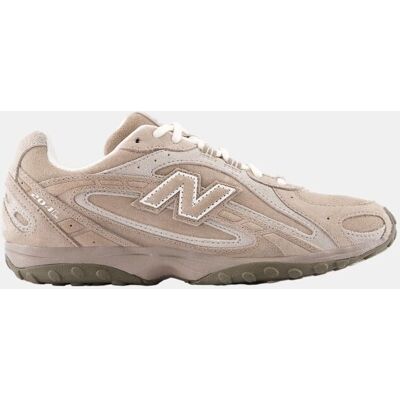 New Balance Zapatillas Casual de Mujer 204L . (42) Marrón New Balance Zapatillas Casual de Mujer 204L . (42) Marrón