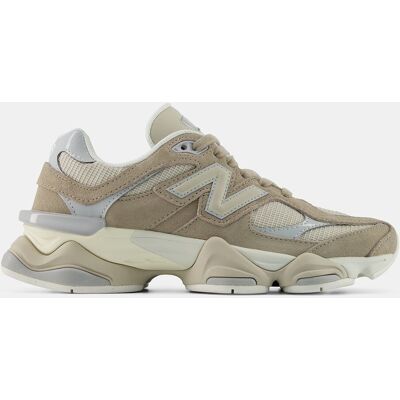New Balance Zapatillas casual de mujer 9060 . (42) Marrón claro New Balance Zapatillas casual de mujer 9060 . (42) Marrón claro