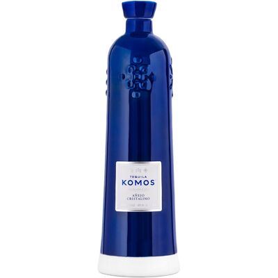 Komos Tequila añejo cristalino . Komos Tequila añejo cristalino .