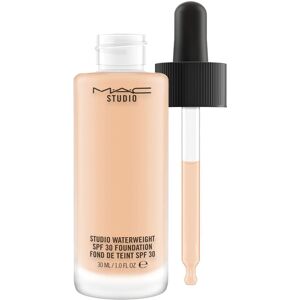 M.A.C Base de maquillaje Studio Waterweight SPF 30 Foundation . (30 ml) NC25 M.A.C Base de maquillaje Studio Waterweight SPF 30 Foundation . (30 ml) NC25