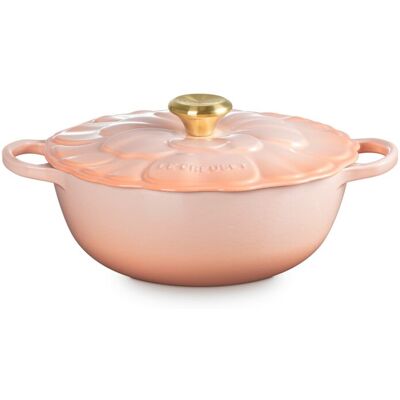 Le Creuset Marmita Pétalo de hierro fundido . (Cacerola de 26 cm) Albaricoque Le Creuset Marmita Pétalo de hierro fundido . (Cacerola de 26 cm) Albaricoque