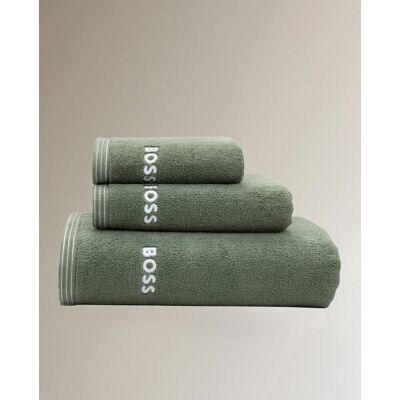 Boss Toalla de baño algodón 600 gr-m2 Edge. (Tocador) Verde Boss Toalla de baño algodón 600 gr-m2 Edge. (Tocador) Verde