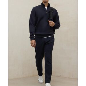 Ecoalf Pantalón jogger de hombre con ajuste de cordón en cintura.  (S) Ecoalf Pantalón jogger de hombre con ajuste de cordón en cintura.  (S)