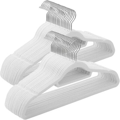 SONGMICS Perchas de Terciopelo, Paquete de 50, Antideslizantes, 0.6 cm Espesor, Espacio MÍnimo, Ganchos Giratorios de 360°, 43,5 cm Ancho, para Abrigo, Chaqueta, Vestido, PantalÓn, Blanco SONGMICS Perchas de Terciopelo, Paquete de 50, Antideslizantes, 0.6 cm Espesor, Espacio MÍnimo, Ganchos Giratorios de 360°, 43,5 cm Ancho, para Abrigo, Chaqueta, Vestido, PantalÓn, Blanco