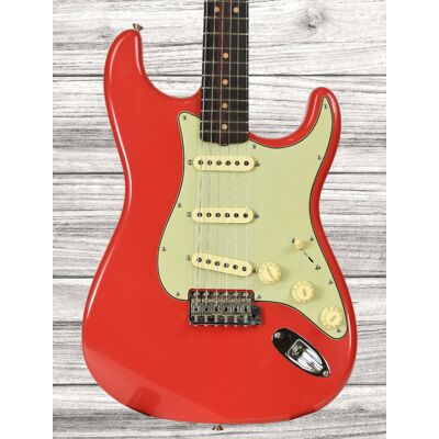 Fender Custom Shop Limited Edition 63 Stratocaster Journeyman Relic - Aged Fiesta Red Fender Custom Shop Limited Edition 63 Stratocaster Journeyman Relic - Aged Fiesta Red