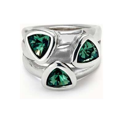 UNOde50 Anillo triangular bañado en plata de ley cristales verdes Verde 12 UNOde50 Anillo triangular bañado en plata de ley cristales verdes Verde 12