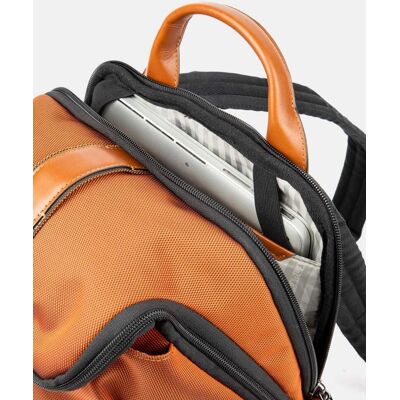 Scharlau Mochila de mujer pequeña para ordenador portátil. Naranja mujer Scharlau Mochila de mujer pequeña para ordenador portátil. Naranja mujer