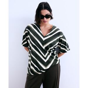 Couchel Camiseta cuello pico raya diagonal de mujer. (46) Verde mujer Couchel Camiseta cuello pico raya diagonal de mujer. (46) Verde mujer