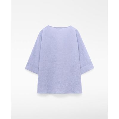 Adolfo Dominguez Blusa de mujer con escote pico en seersucker de algodón. (L) Azul claro mujer Adolfo Dominguez Blusa de mujer con escote pico en seersucker de algodón. (L) Azul claro mujer