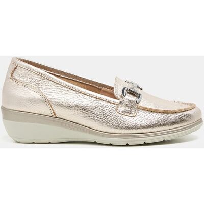 24HRS Mocasin de cuña en piel metalizada platino. (38) Oro mujer 24HRS Mocasin de cuña en piel metalizada platino. (38) Oro mujer
