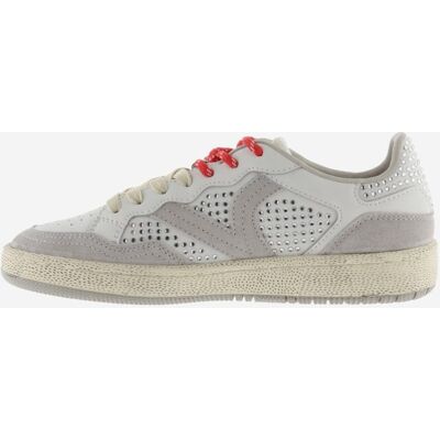Victoria Zapatillas deportivas de mujer de piel con tachuelas. (39) Plata mujer Victoria Zapatillas deportivas de mujer de piel con tachuelas. (39) Plata mujer
