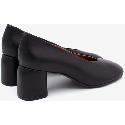 Ángel Alarcón Zapatos de salón de mujer de piel con puntera redonda, Tessa. (36) Negro mujer Ángel Alarcón Zapatos de salón de mujer de piel con puntera redonda, Tessa. (36) Negro mujer