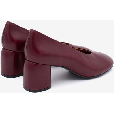 Ángel Alarcón Zapatos de salón de mujer de piel con puntera redonda, Tessa. (41) Burdeos mujer Ángel Alarcón Zapatos de salón de mujer de piel con puntera redonda, Tessa. (41) Burdeos mujer