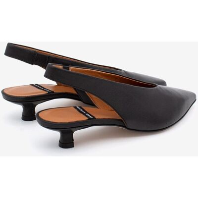 Ángel Alarcón Zapato de salón de mujer destalonado de tacón bajo con escote alto de piel grano suave, SONIA. (42) Negro mujer Ángel Alarcón Zapato de salón de mujer destalonado de tacón bajo con escote alto de piel grano suave, SONIA. (42) Negro mujer