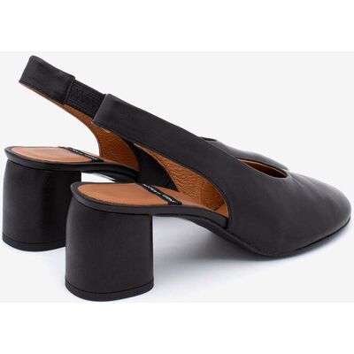 Ángel Alarcón Zapato de salón de mujer con puntera redonda y talón descubierto de Piel grano suave, BEIRA. (39) Negro mujer Ángel Alarcón Zapato de salón de mujer con puntera redonda y talón descubierto de Piel grano suave, BEIRA. (39) Negro mujer